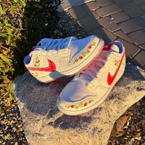 Nike SB Dunk Low Decon N7- Size 8.5